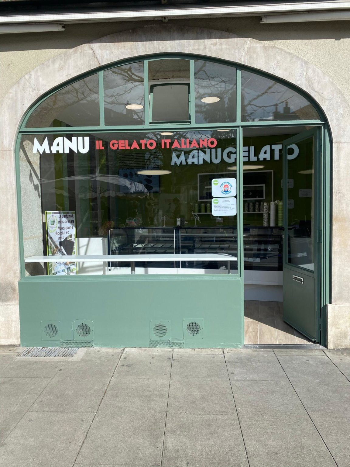 A new store for Manu Gelato in Carouge, Geneva